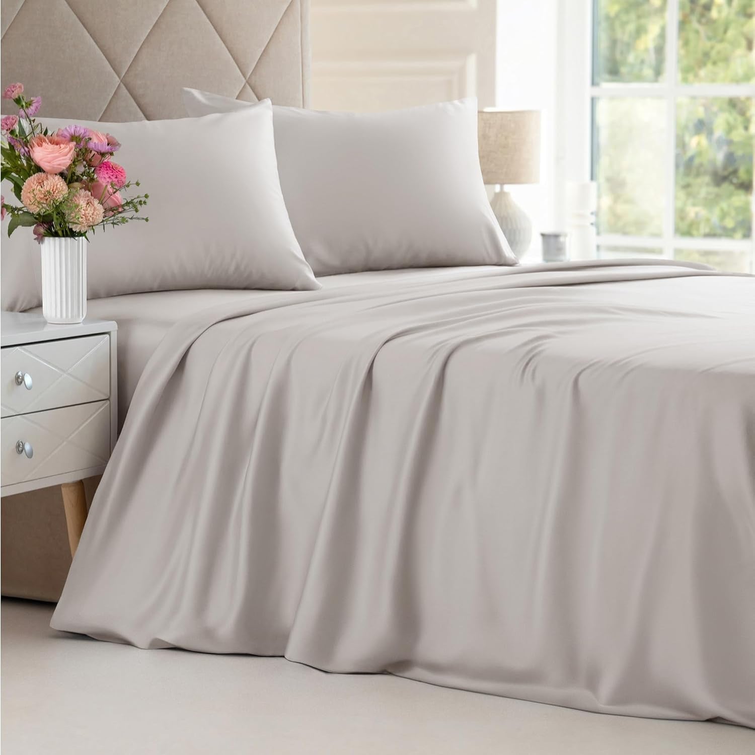 Cooling Bamboo Bedding Set – Soft, Breathable Sheets for Comfortable Sleep