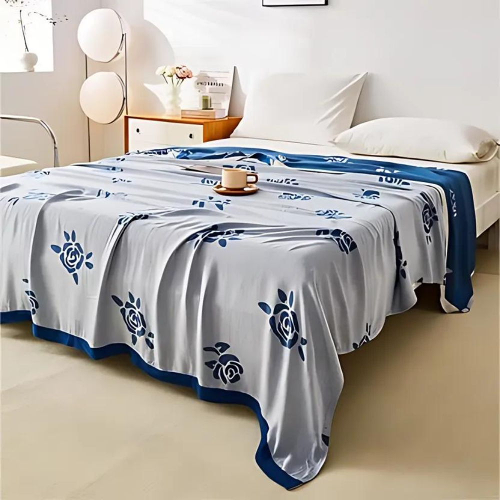 Rose Floral Design Bamboo Fiber Cooling Blanket for Summer Use