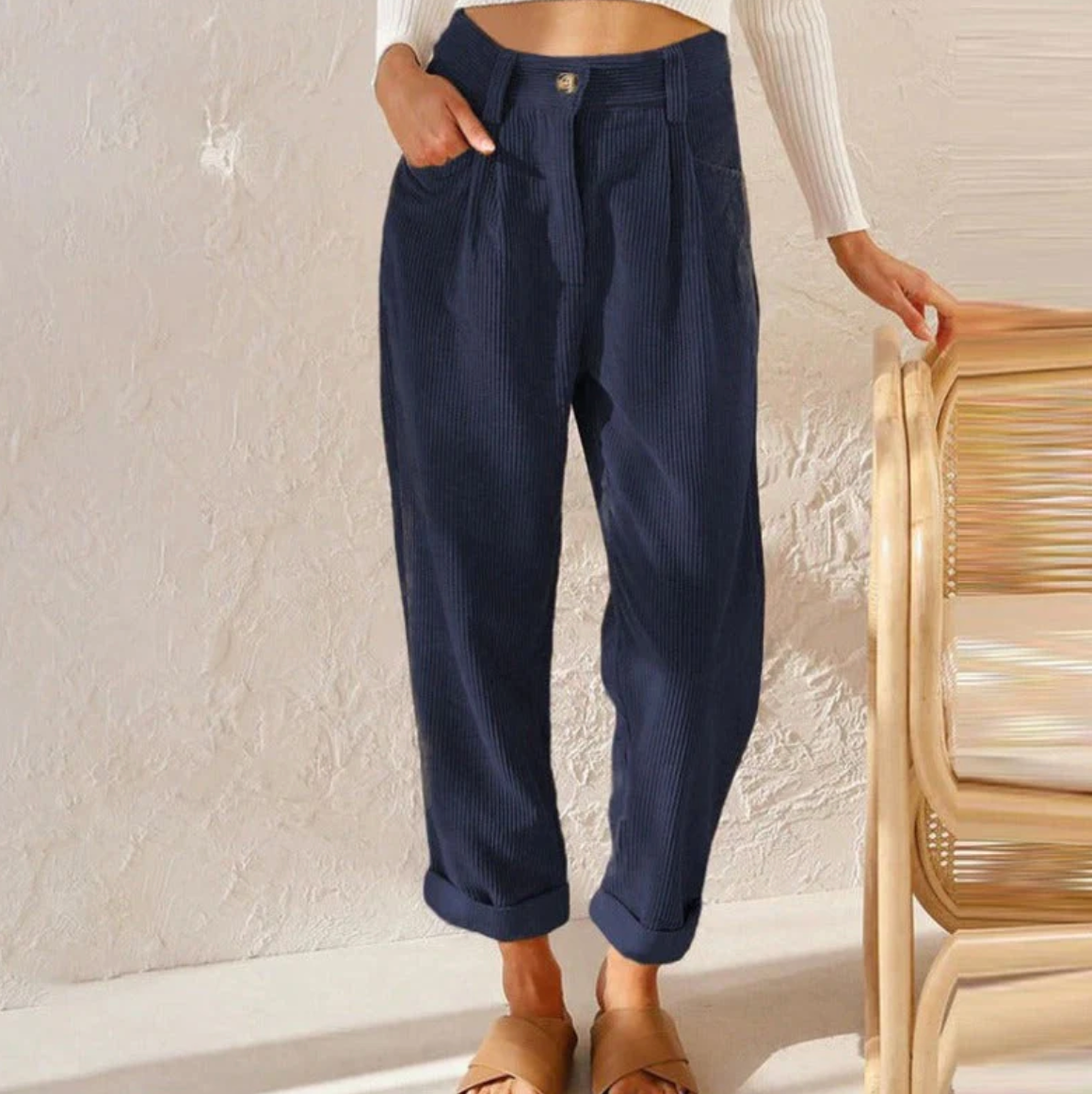 Women’s Corduroy Pants | Wide-Leg & Pleated Design | Polyester Blend | Comfortable Fit
