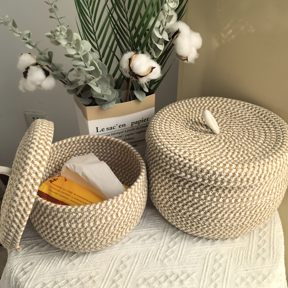 Chic Circular Storage Basket with Lid – Rustic Elegance