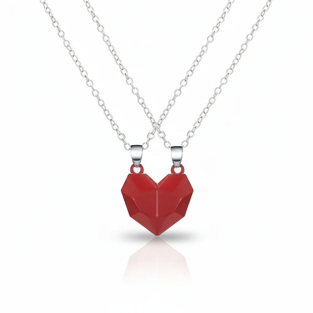 Connected Hearts: Magnetic Pendant Necklace Duo for Couples