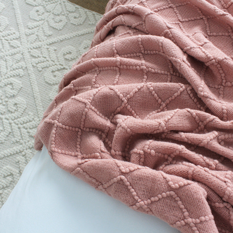 Chic Chevron Blanket with Decorative Tassels – Cozy Acrylic Comfort