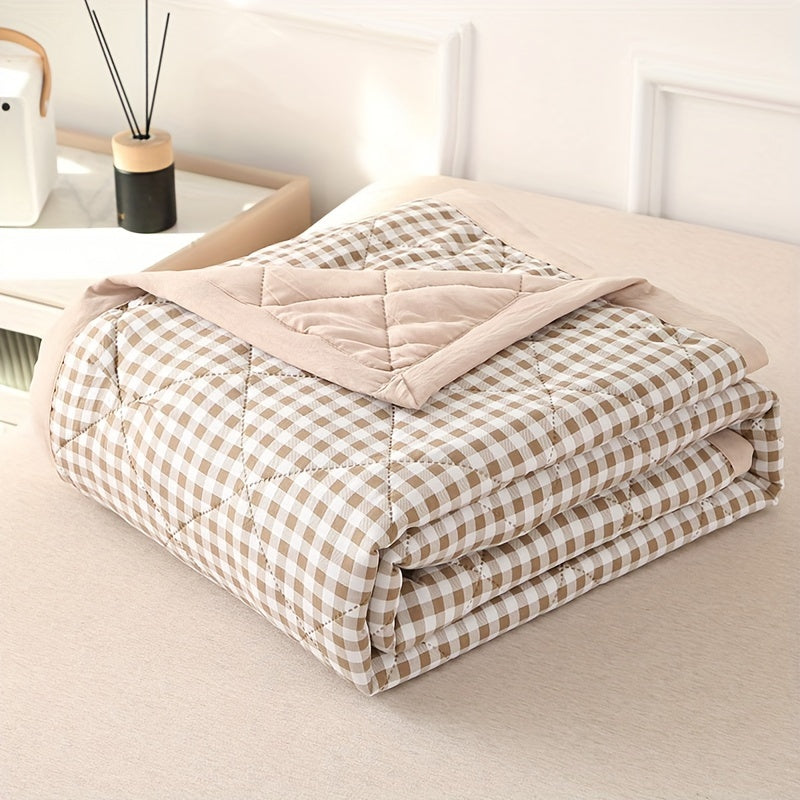 Lightweight Cooling Blanket in Chic Plaid | Breathable for Warm Nights