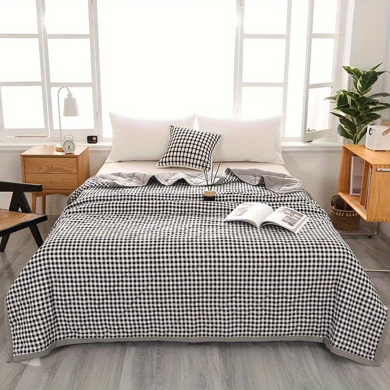 Lightweight Cooling Blanket in Chic Plaid | Breathable for Warm Nights