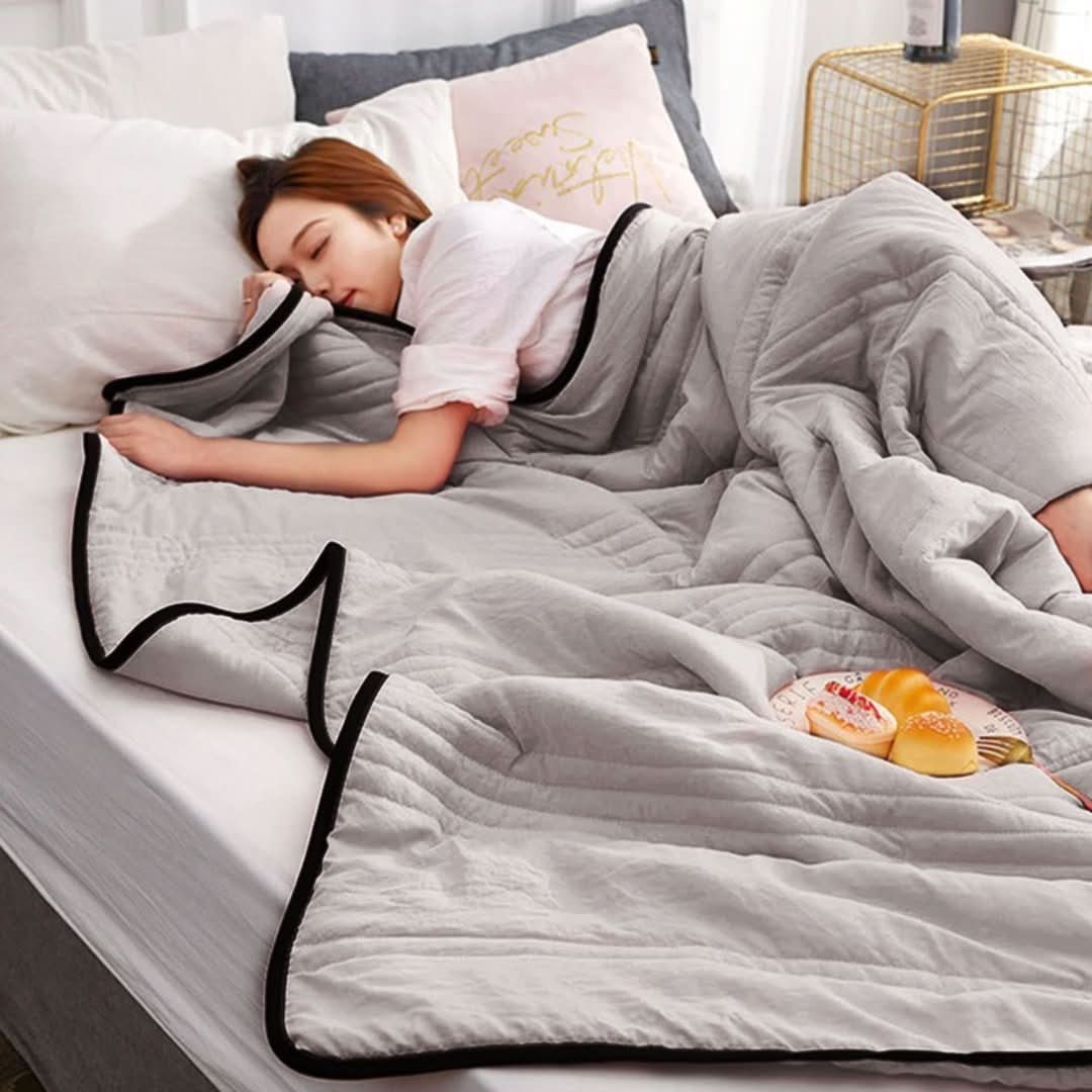 Cooling Bed Blanket with Advanced Cooling Technology – Lightweight Comfort for Warm Sleepers
