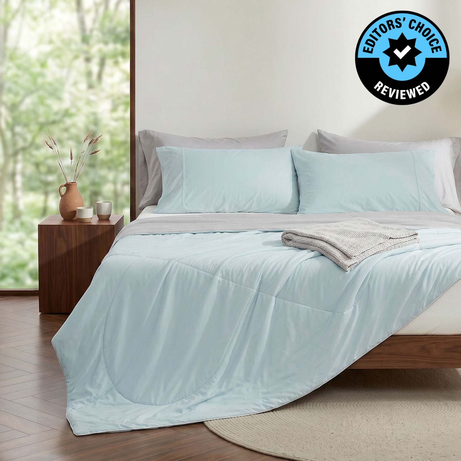 Cooling Comforter for Summer with Japanese Fabric - Soft and Cozy