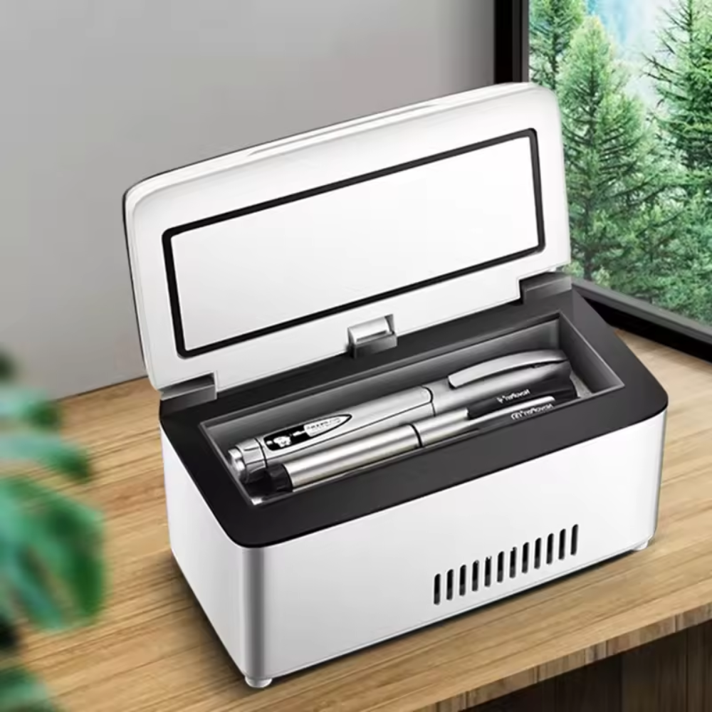 Miniature Cooler for Keeping Temperature-Sensitive Products Safe