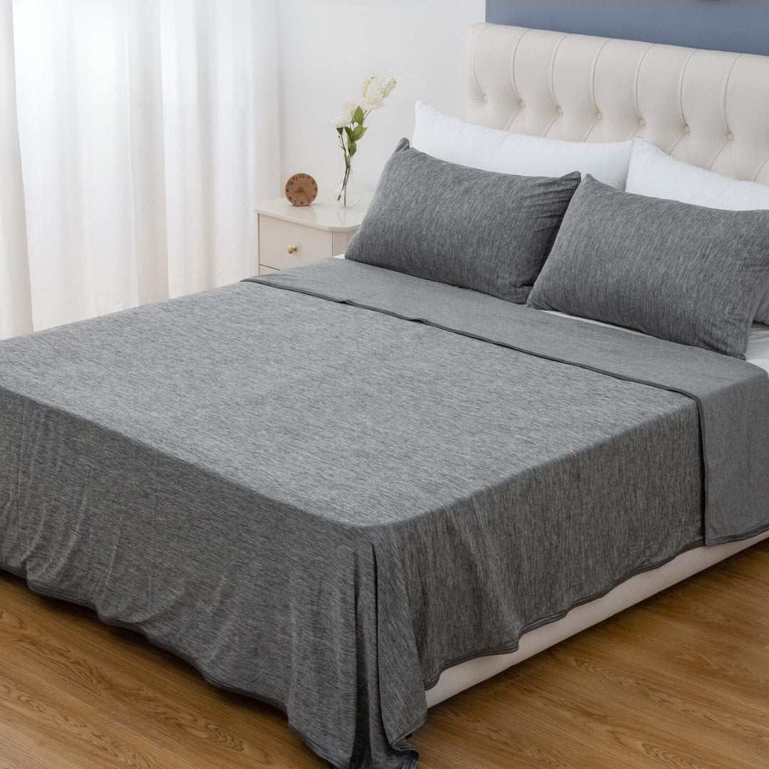 Lightweight Cotton Blanket with IceFabric Technology for Cool Sleep