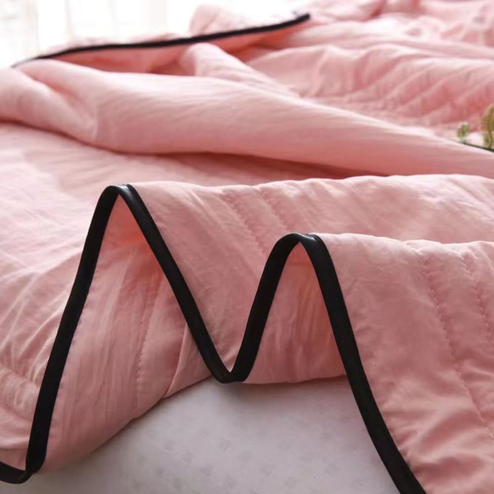 Temperature Regulating Blanket | Soft Material for Comfortable Sleep