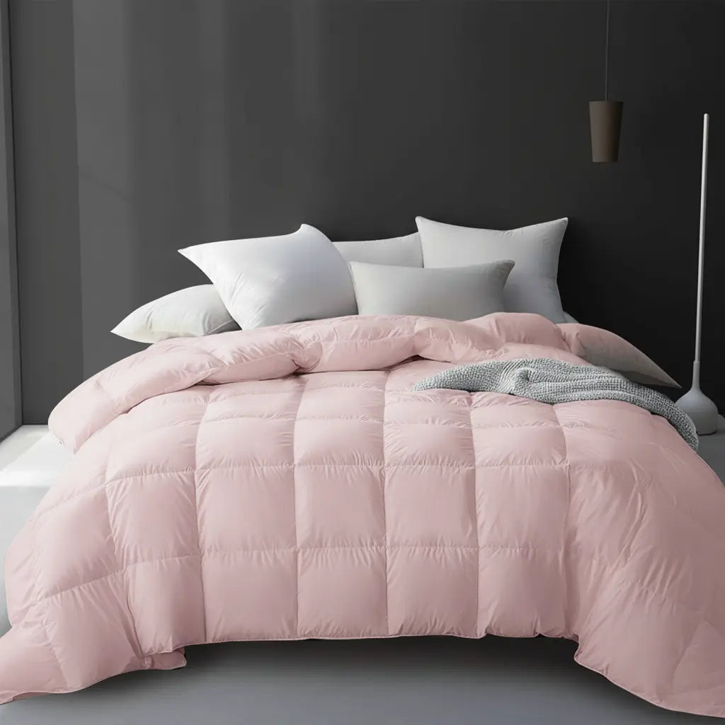 All-Season Goose Down Bedding Set – Breathable Cooling Comforter