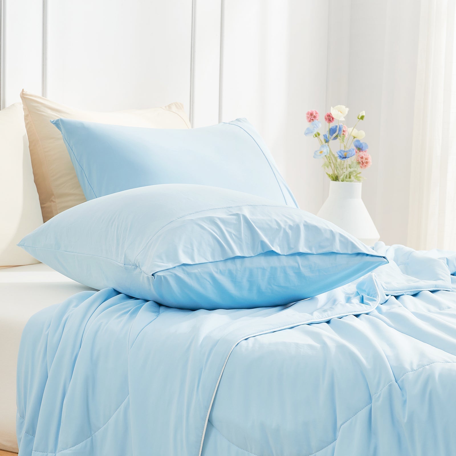 Set of Japanese Fabric Cooling Pillowcases – Breathable for Warm Sleepers