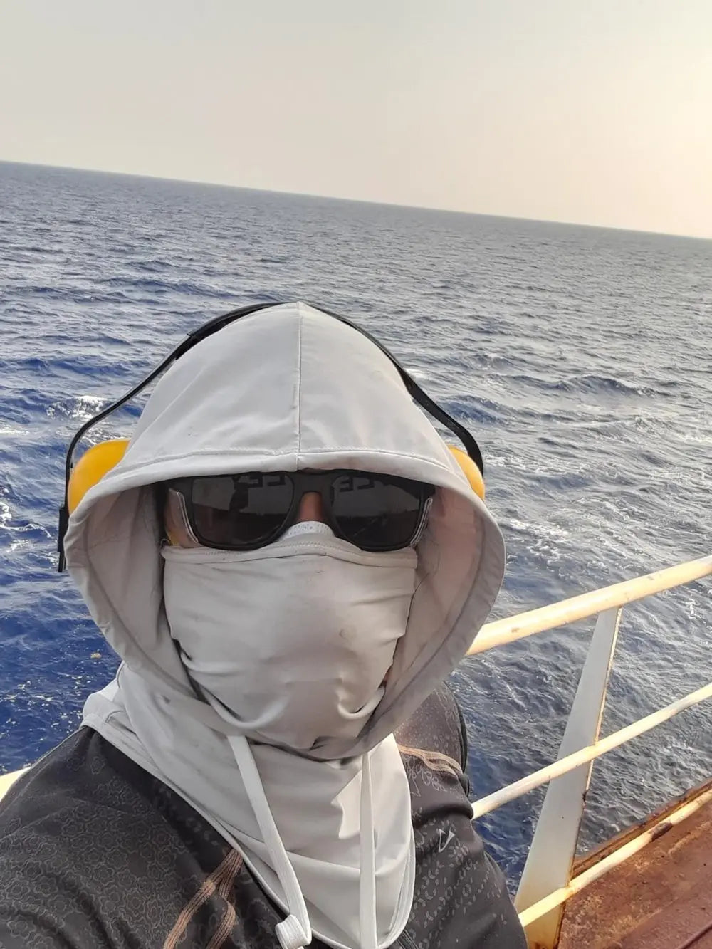 Lightweight Ice Silk Balaclava Mask for Outdoor Use - UPF 50 Sun Protection