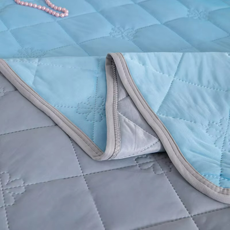 Lightweight Summer Duvet | Breathable Cotton with Dual-Sided Design for Comfort