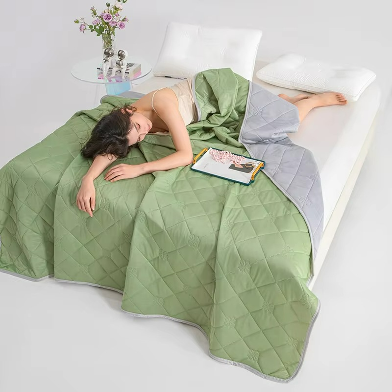 Lightweight Summer Duvet | Breathable Cotton with Dual-Sided Design for Comfort