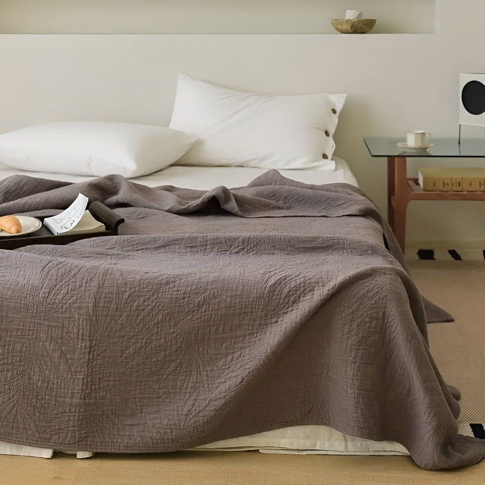 Soft Leaf Woven Cotton Blanket – Antibacterial Throw for Year-Round Comfort