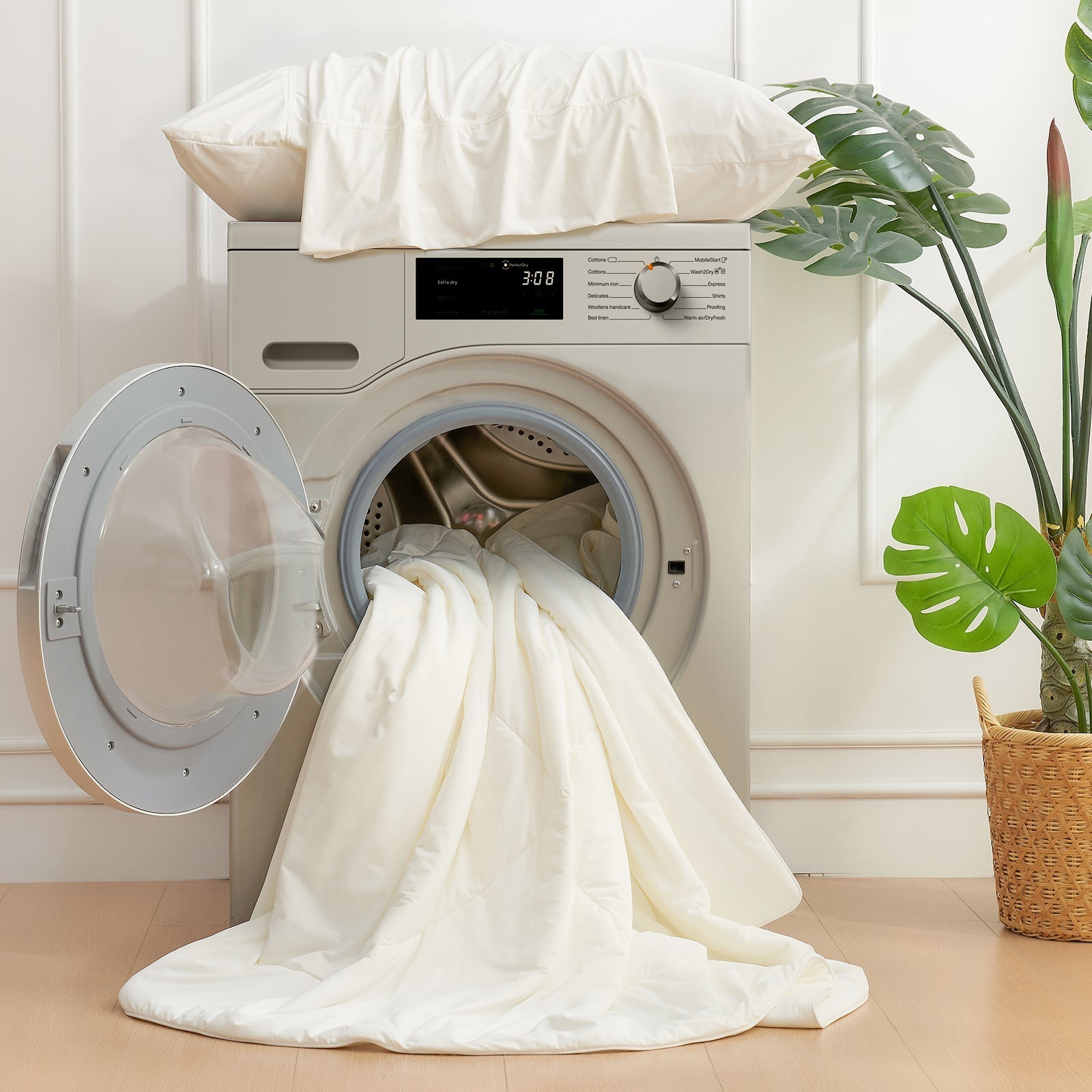 Cooling Comforter with Japanese Arc-Chill Material - Lightweight & Breathable