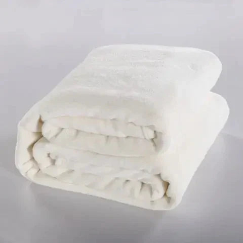 Soft Plush Fleece Blanket for All-Season Comfort