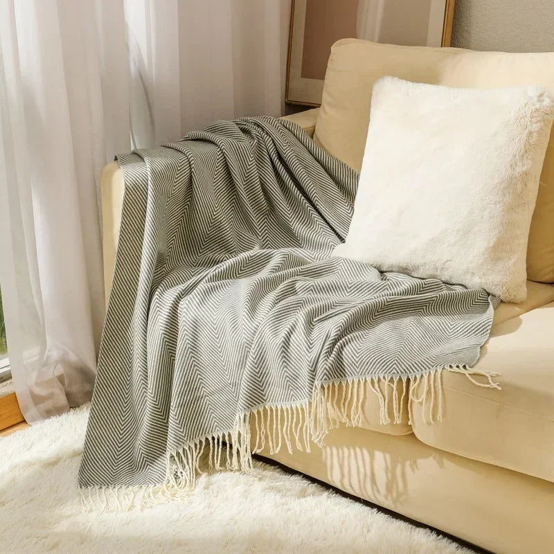 Nordic Striped Throw Blanket with Elegant Fringes - Soft Cotton for All Seasons