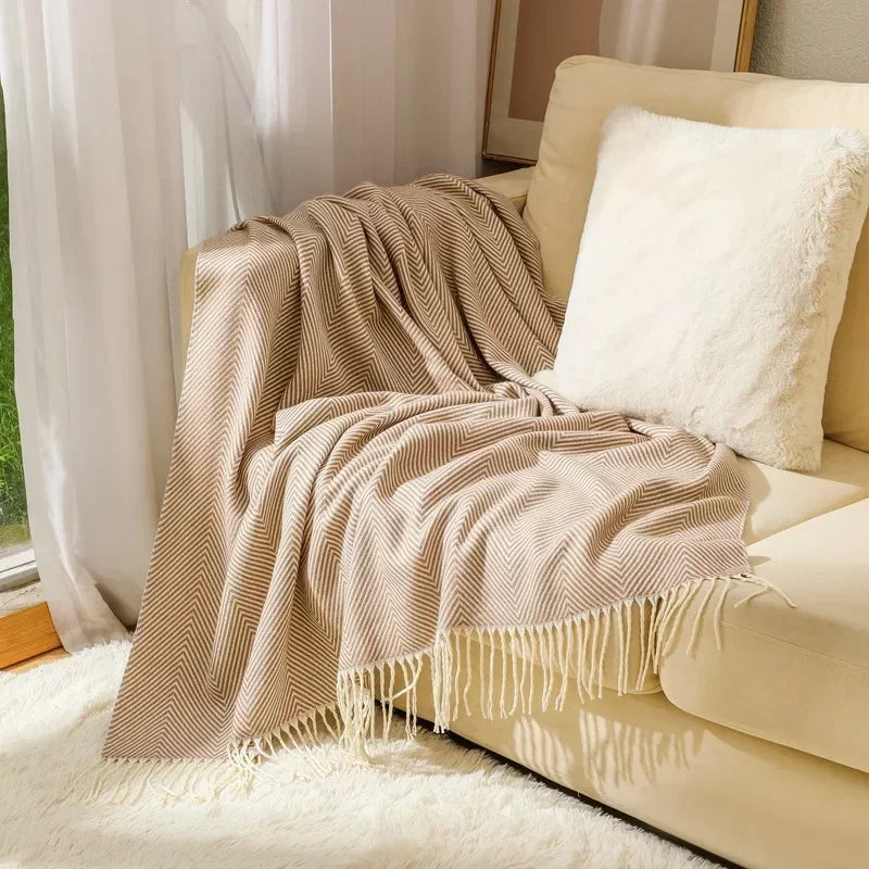 Nordic Striped Throw Blanket with Elegant Fringes - Soft Cotton for All Seasons