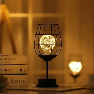 Taavita - Minimalistic Retro Hollow Lamp