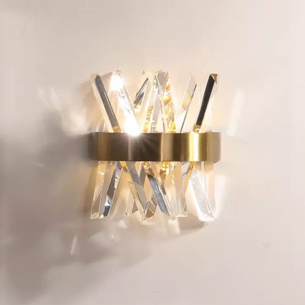 Taavita | Golden Crystal Wall Lamp – Elegance and Light in Every Room