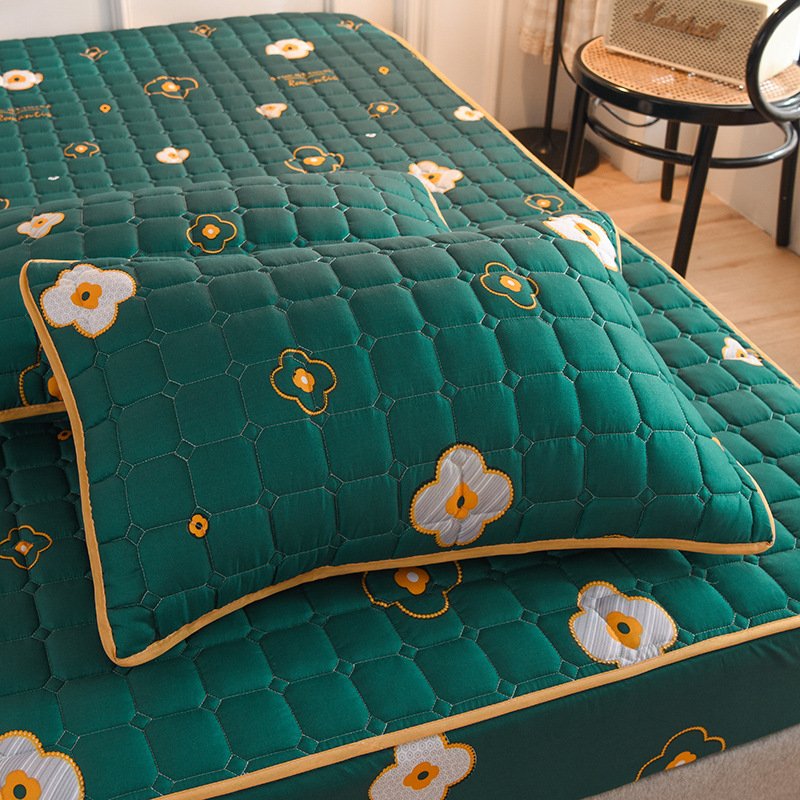 Breathable Mattress Protector for Improved Sleep Quality and Comfort
