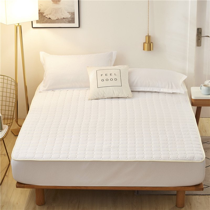 Breathable Mattress Protector for Improved Sleep Quality and Comfort