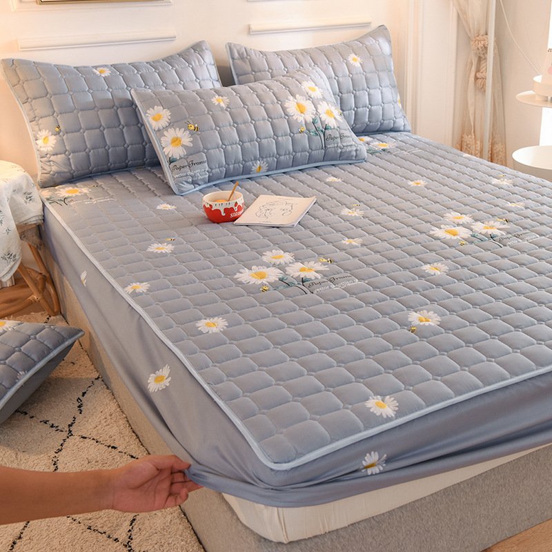 Breathable Mattress Protector for Improved Sleep Quality and Comfort