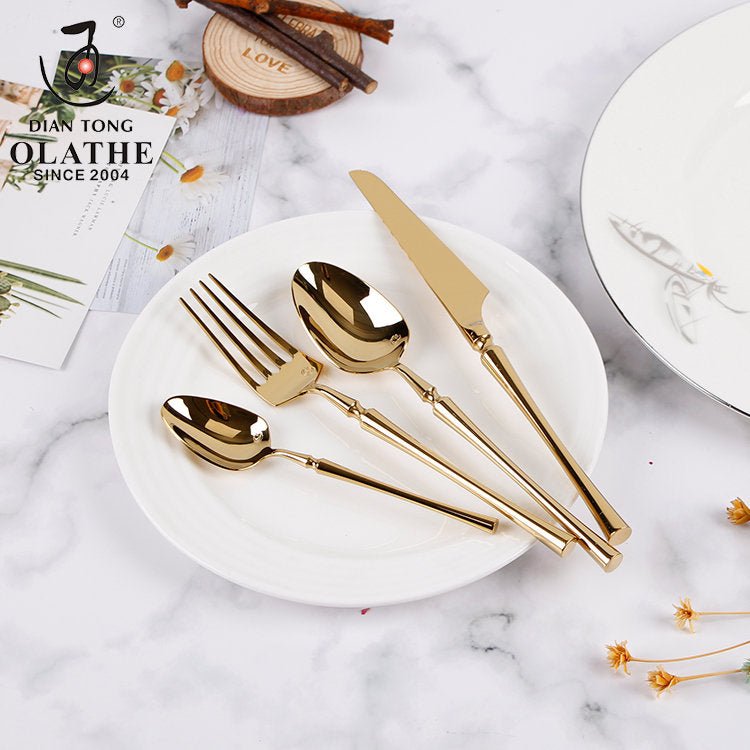 Sleek 24-Piece Stainless Steel Dining Cutlery Collection