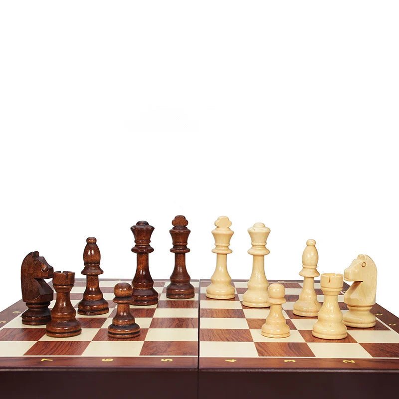 ClassicCraft Wooden Chess Set with Elegant Foldable Design