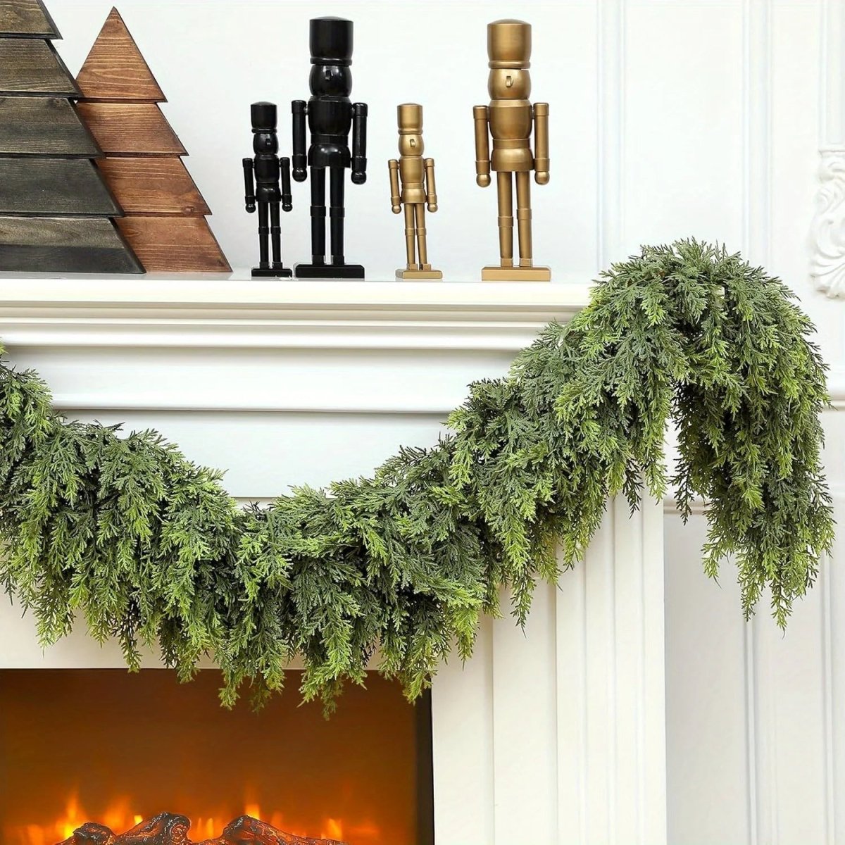 Evergreen Elegance: Artisan Christmas Garland with Cedar Touch
