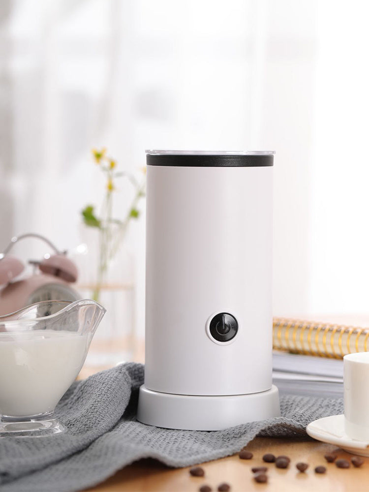 Magnetic Whisk Electric Milk Frother – Ideal Kitchen Tool for Foam