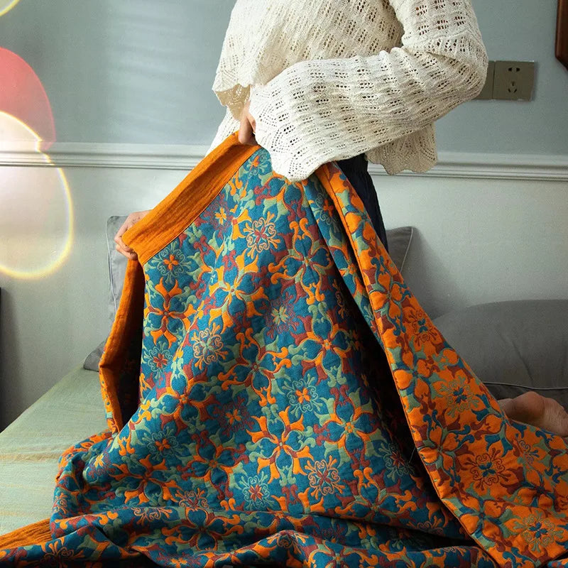 Cozy Throw Blanket in Elegant Hygge Style | Soft and Comfortable Fabric