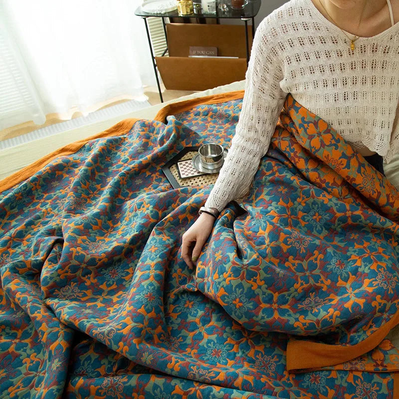 Cozy Throw Blanket in Elegant Hygge Style | Soft and Comfortable Fabric