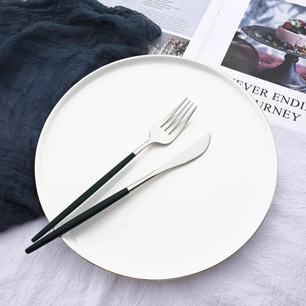 Modern Pink Cutlery Set with Ergonomic Design – Elegant Flatware for All Occasions
