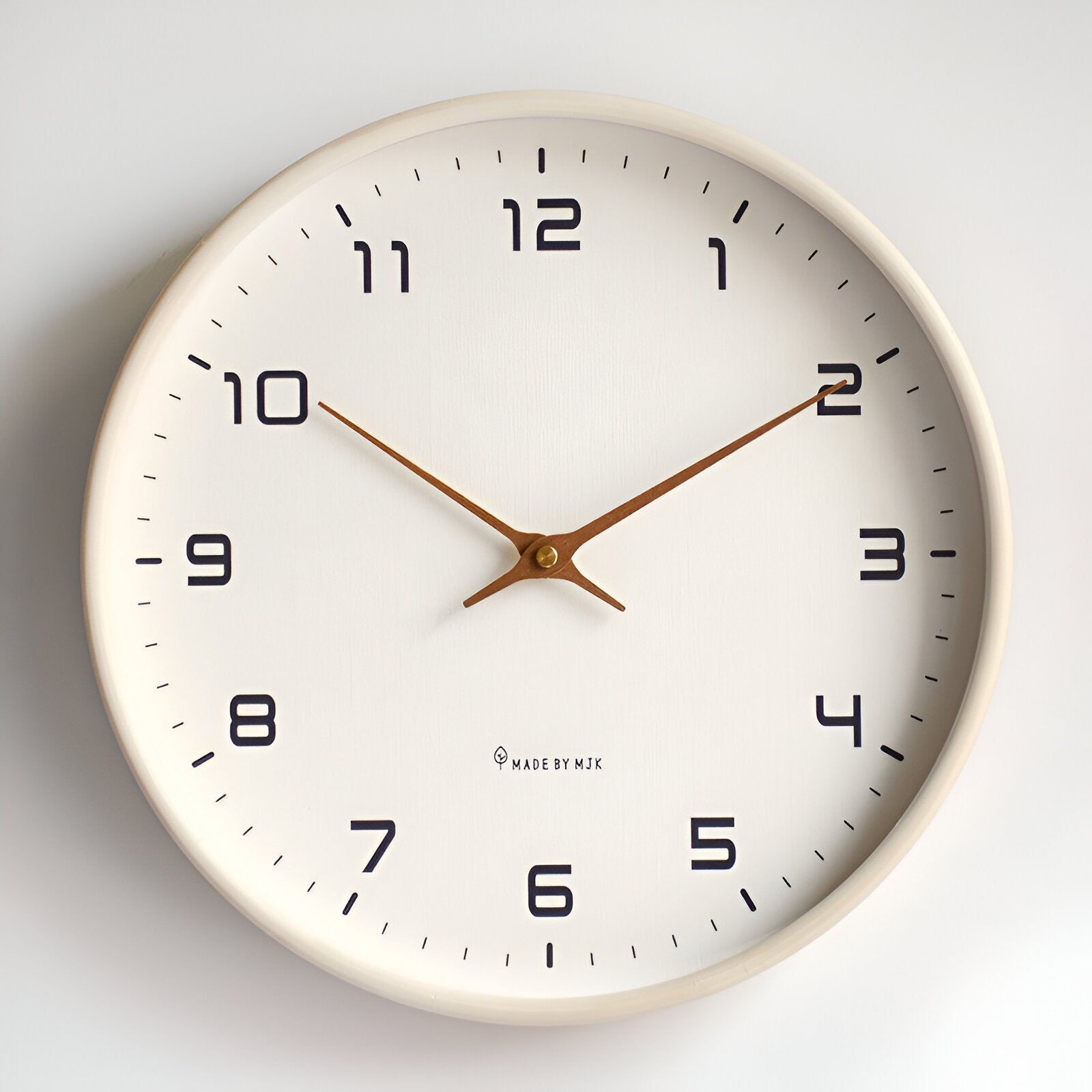 Sophisticated Wooden Wall Timepiece with Silent Quartz Movement | 30 cm