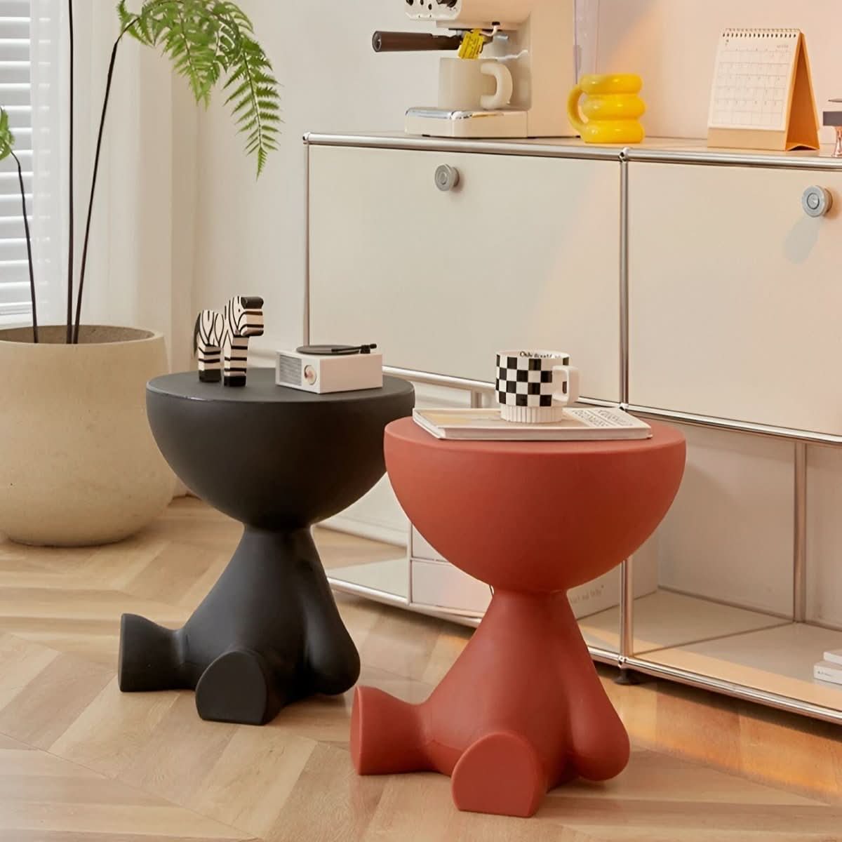 Chic Circular Accent Table for Modern Living Spaces