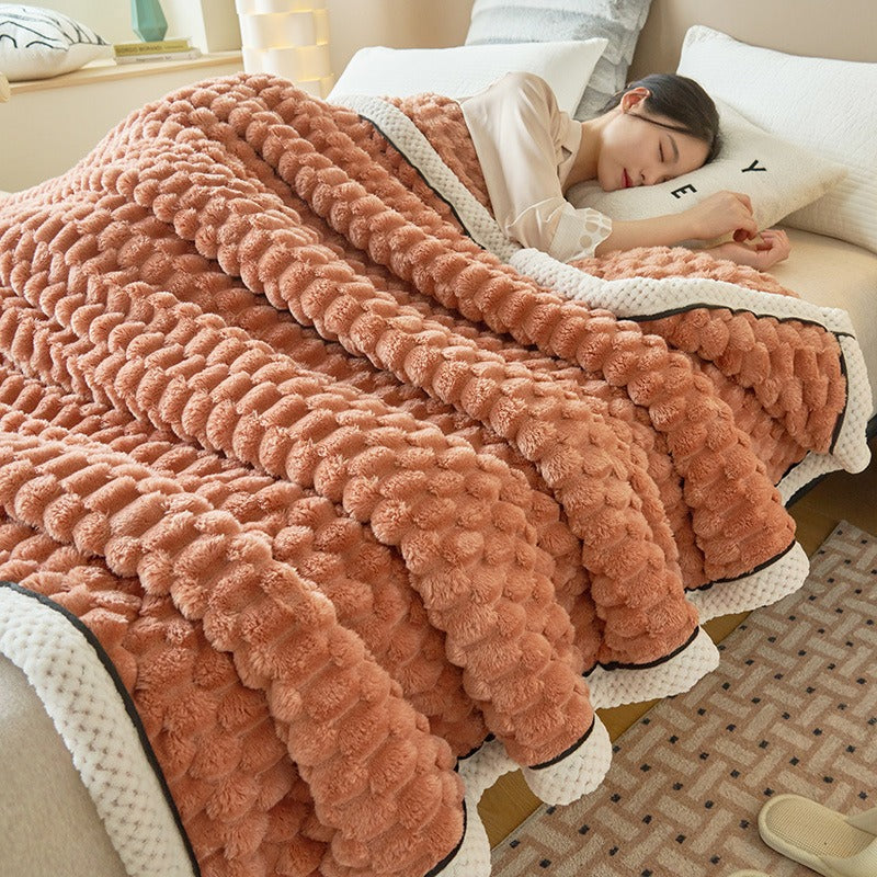 Soft Flannel Fleece Blanket – Elegant Velvet Design for All-Year Use
