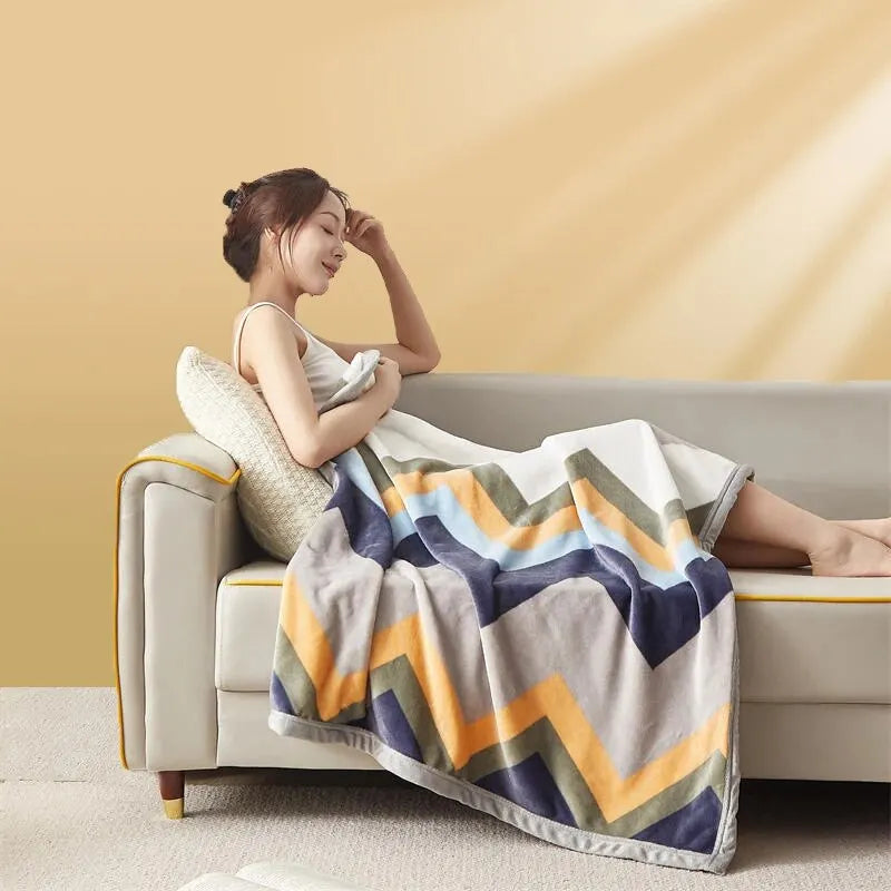 Thick Cozy Flannel Blanket – Soft and Warm for Year-Round Comfort