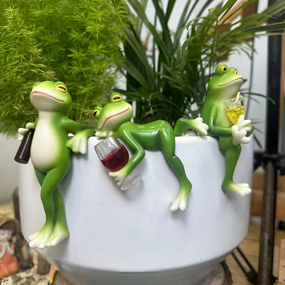 Charming Frog Planter Edge Decoration for Home and Garden