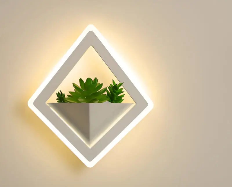Taavita | Minimalistic, Nature-Inspired Wall Lamp