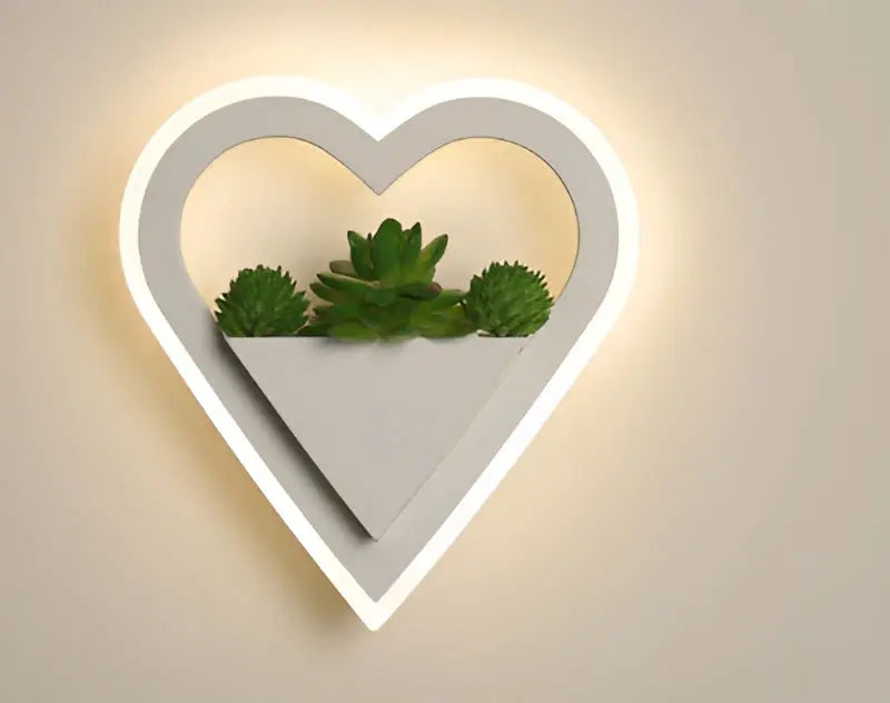 Taavita | Minimalistic, Nature-Inspired Wall Lamp