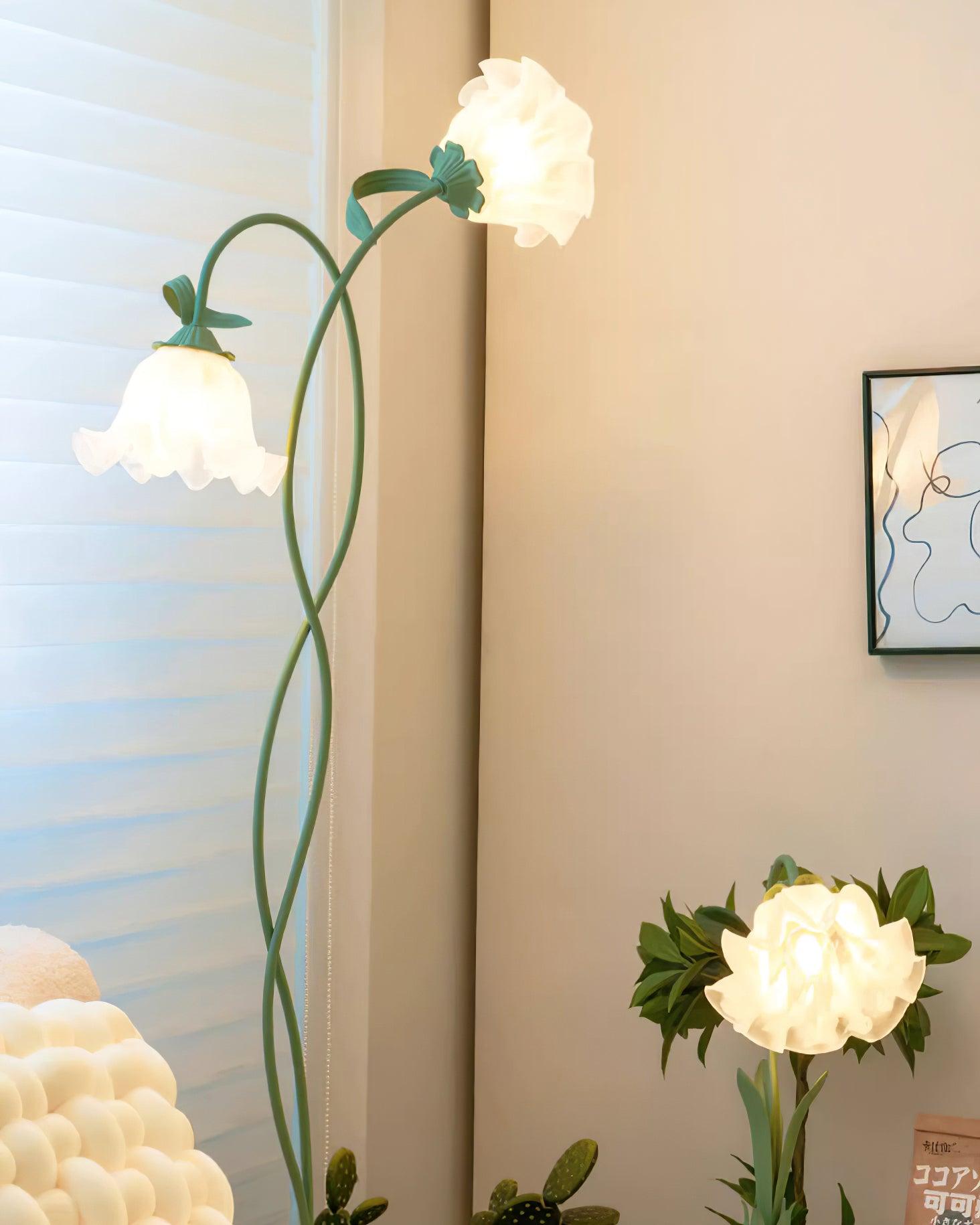 Botanical Elegance Floor Lamp in Matte Green