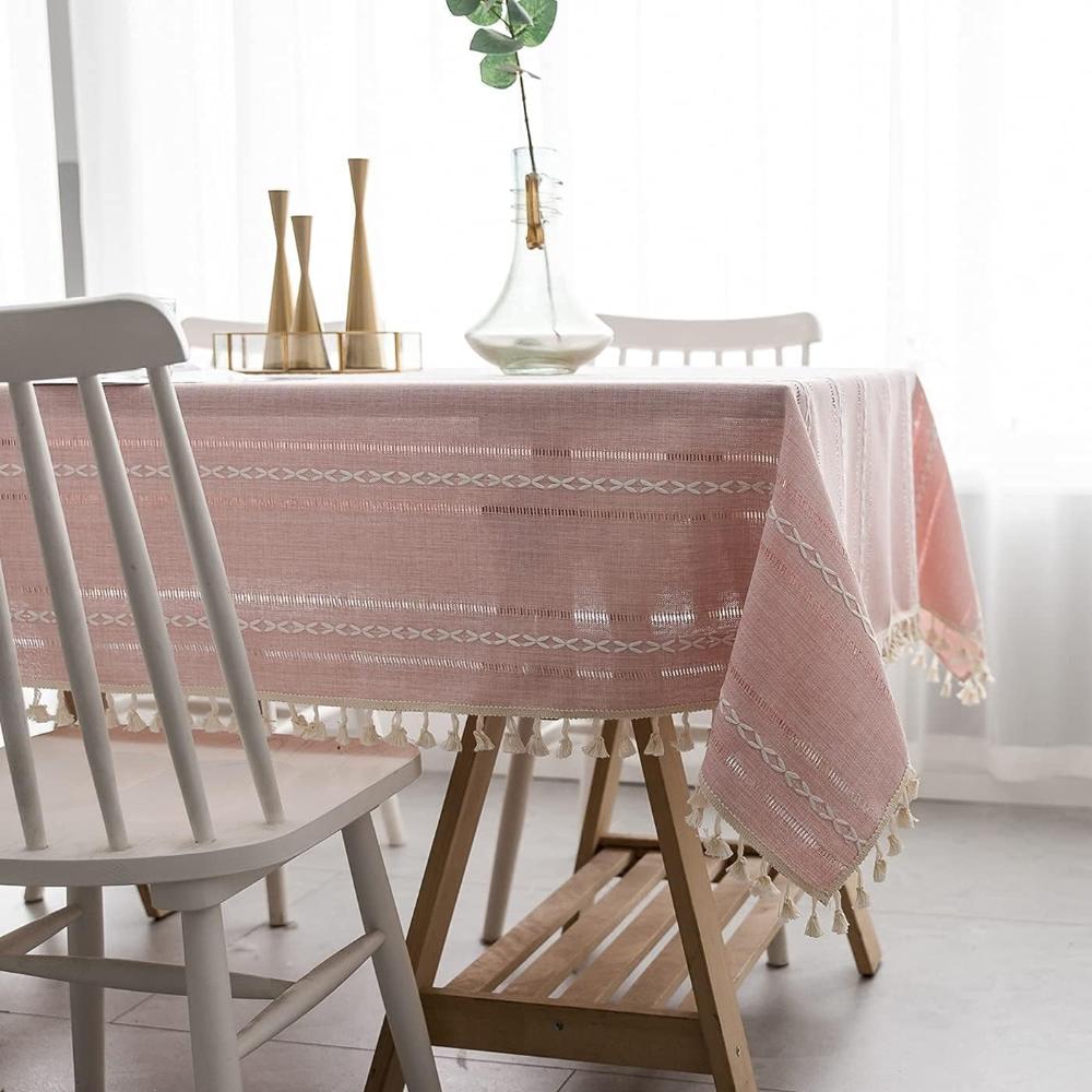 Elegance Table Cover in Cotton-Linen Blend for Every Occasion