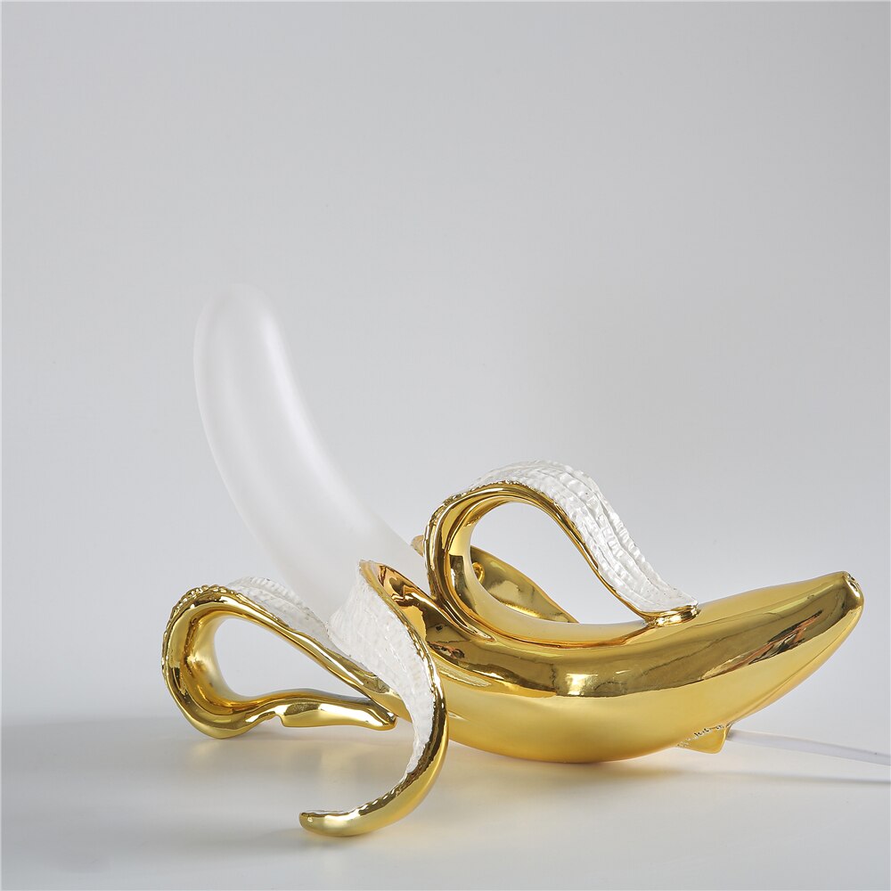 Sculpted Elegance Table Lamp with Brass and Chrome Finish