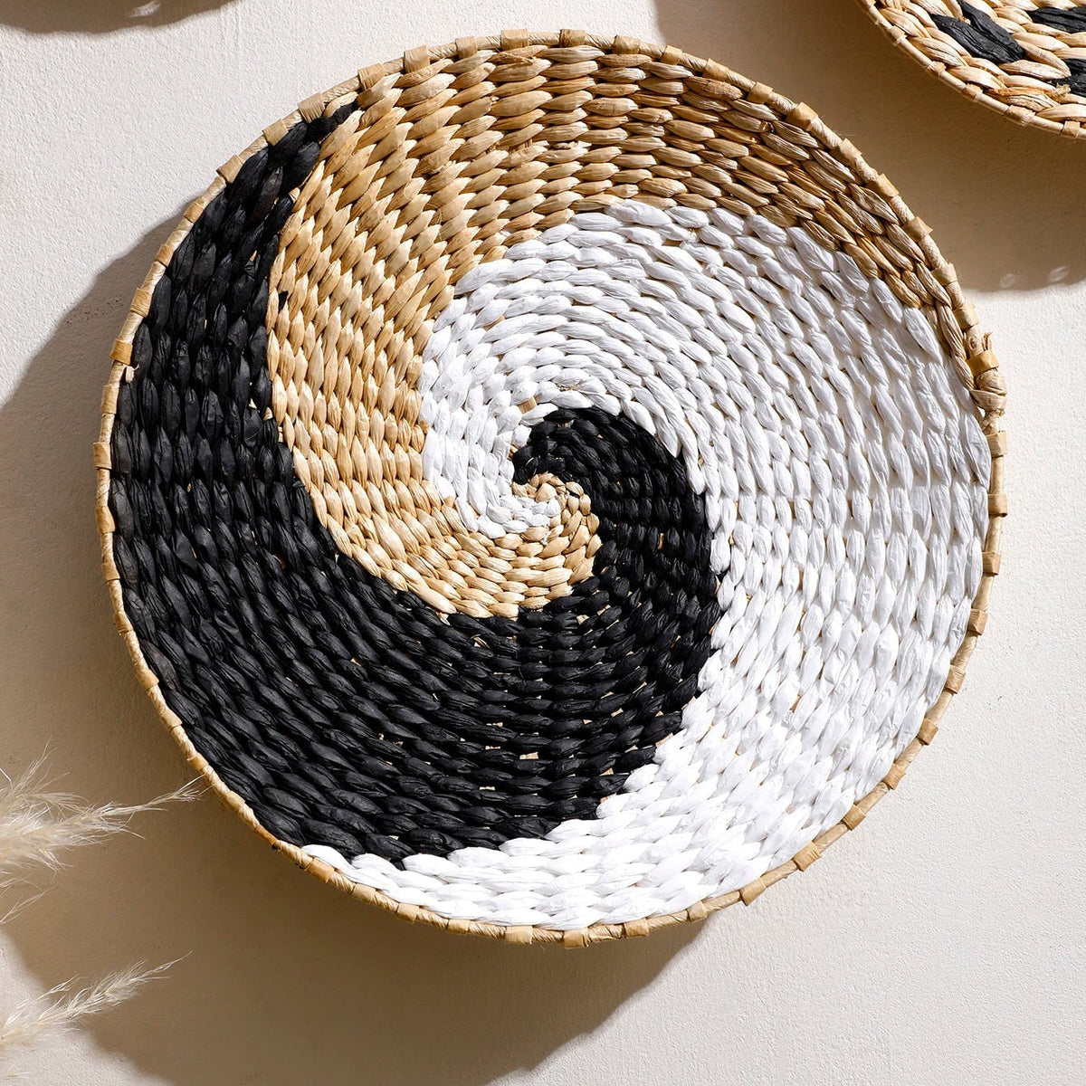 Artisan Woven Seagrass Wall Decor – Natural Style for Every Home