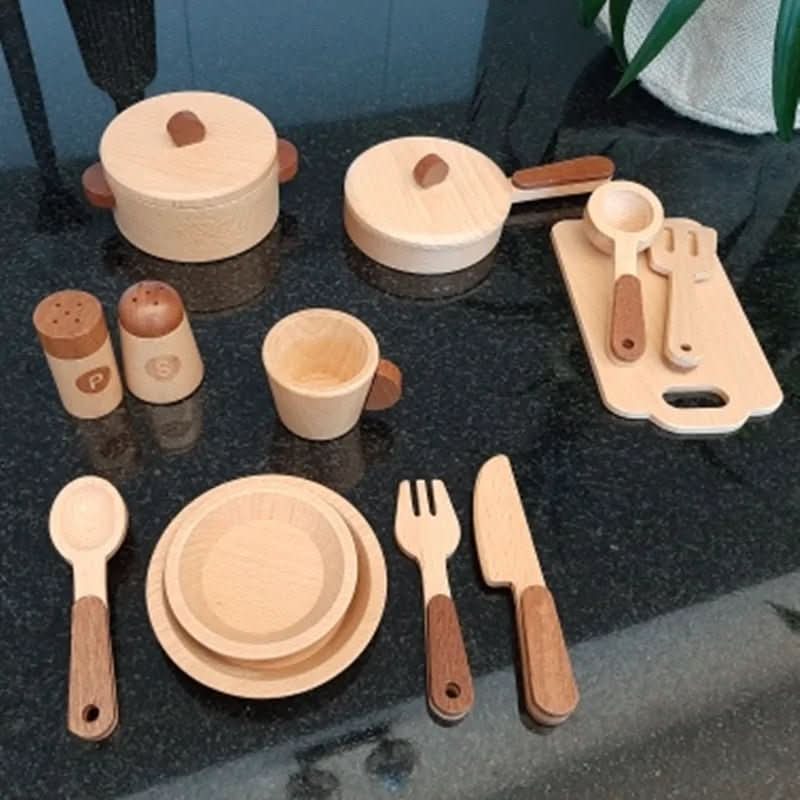 NaturePlay Wooden Kids Kitchen: Rustic Tree Trunk Role-Play Set