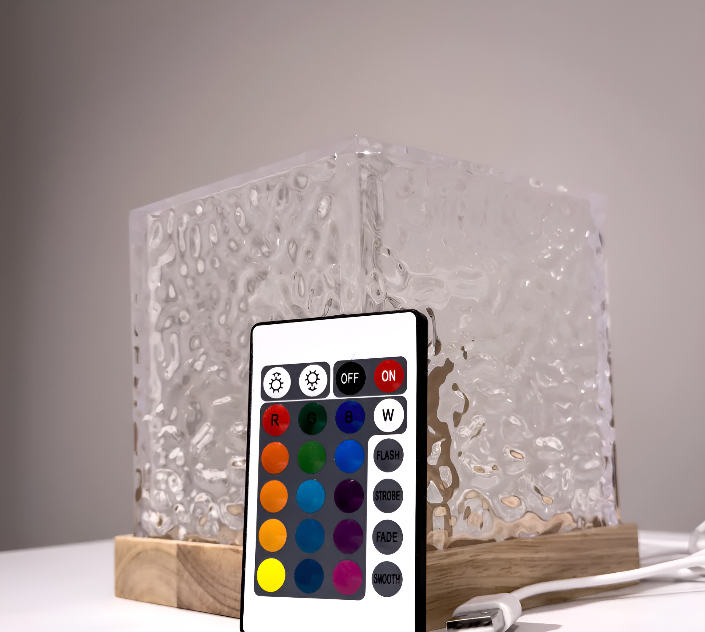 Taavita - Vibrant 16 Colors Water Ripple Projector Night Light