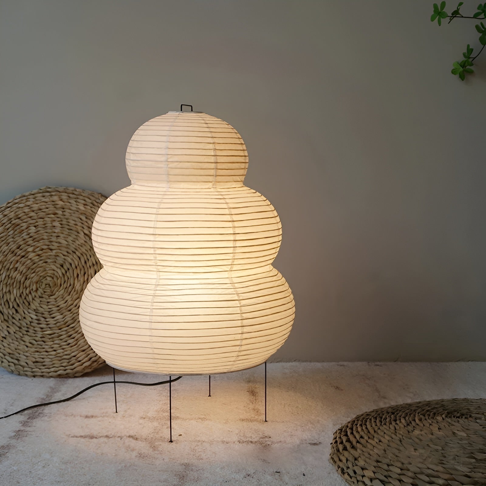 Taavita - Japan-inspired floor lamp made of rice paper