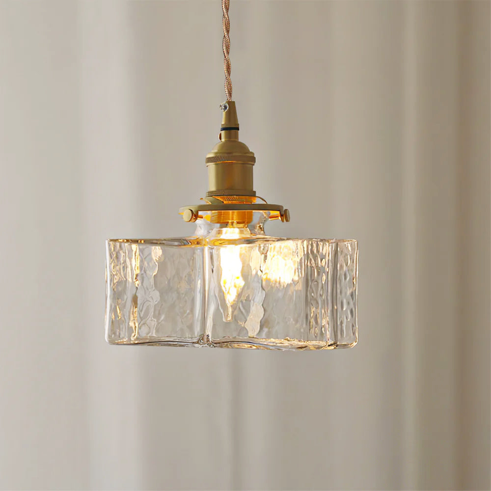 Contemporary Kitchen Pendant Light Fixture in Elegant Glass Design